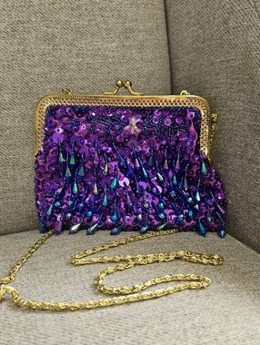 Sparkling Purple Sequin Evening Clutch with Gold Chain